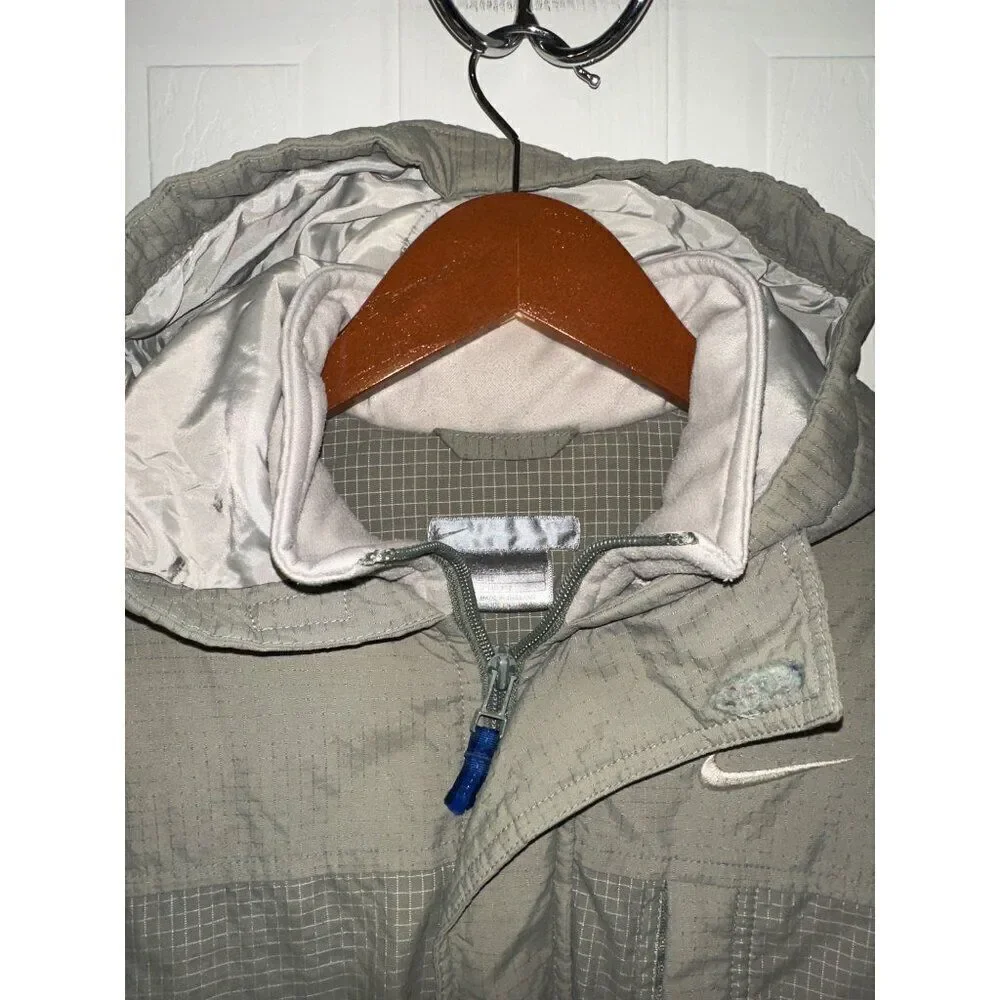 VERY RARE NIKE‎ 90’s (1999-2000) Vintage Green Zip Up Coat Size Medium